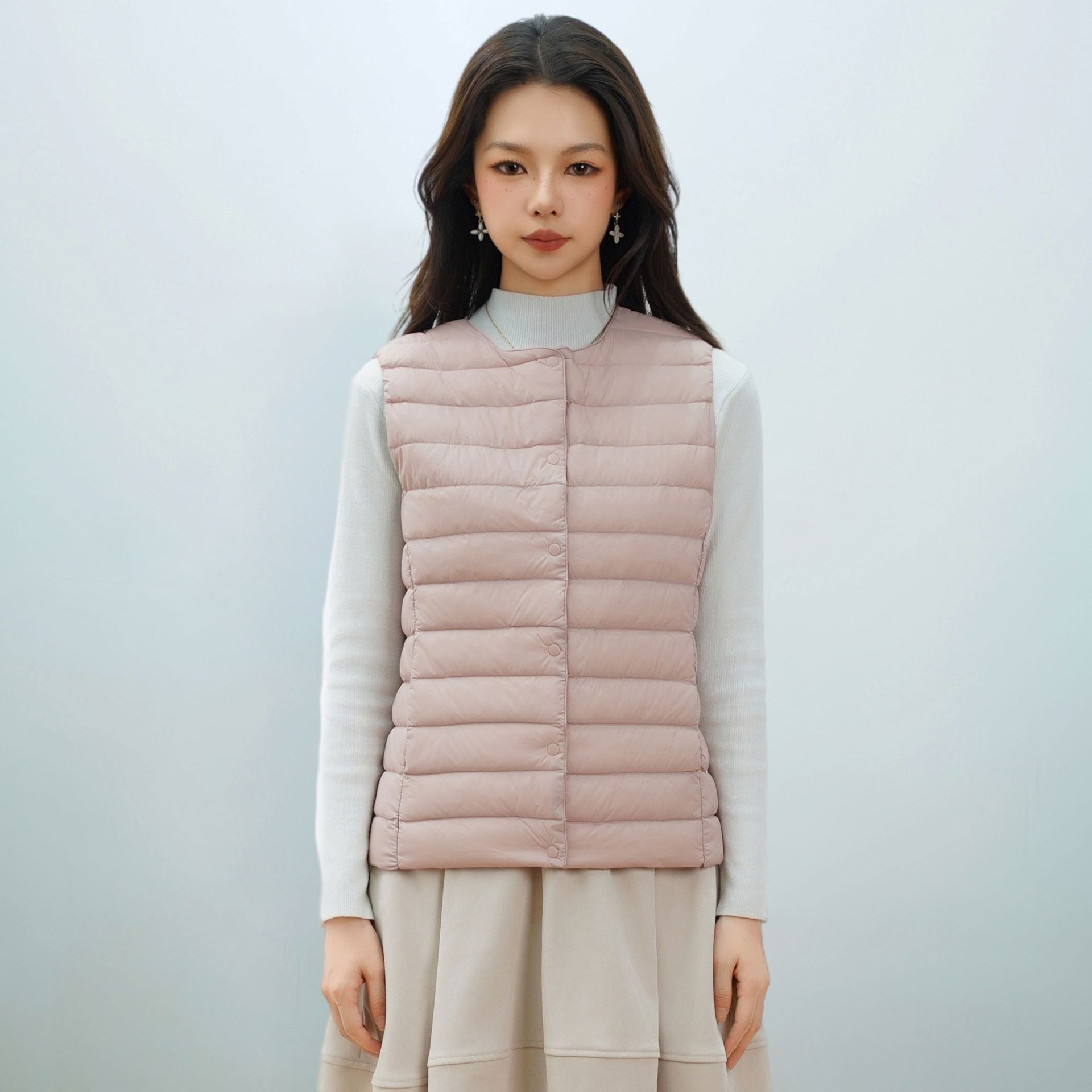https://fulmo-img-server.com/collarless/0039cda0-3535-4d53-a014-d5fd2252ffa5.jpg