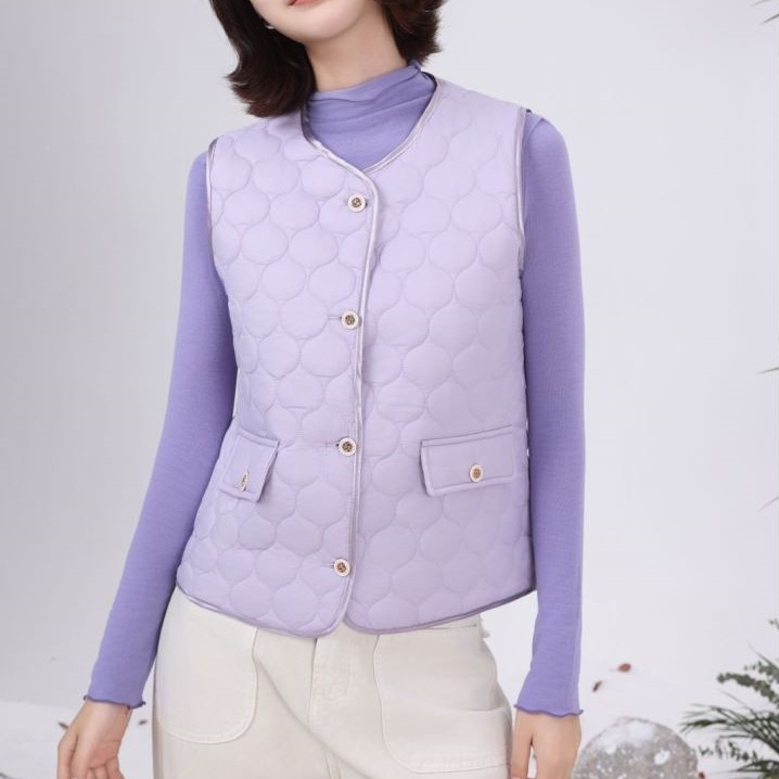 https://fulmo-img-server.com/collarless/0cb439fe-287f-4d89-b94b-fc07563257aa.jpg