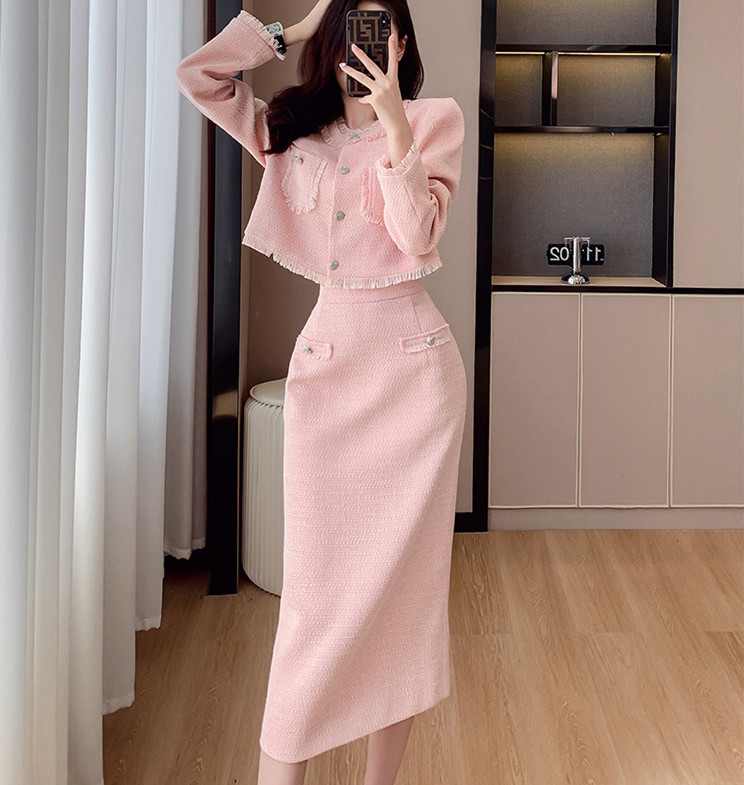 https://fulmo-img-server.com/collarless/1497a67b-83f4-4434-9ff8-1949b22f7370.jpg