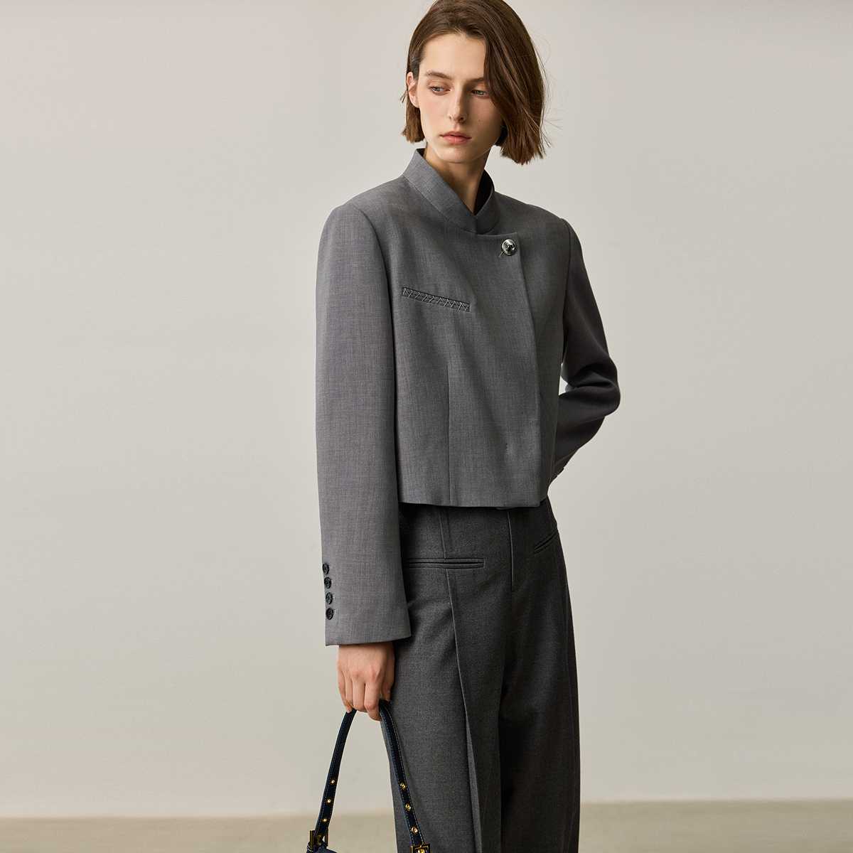 スリムノーカラージャケット