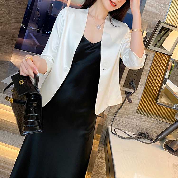 ノーカラージャケット シンプル美人ノーカラーサマージャケット