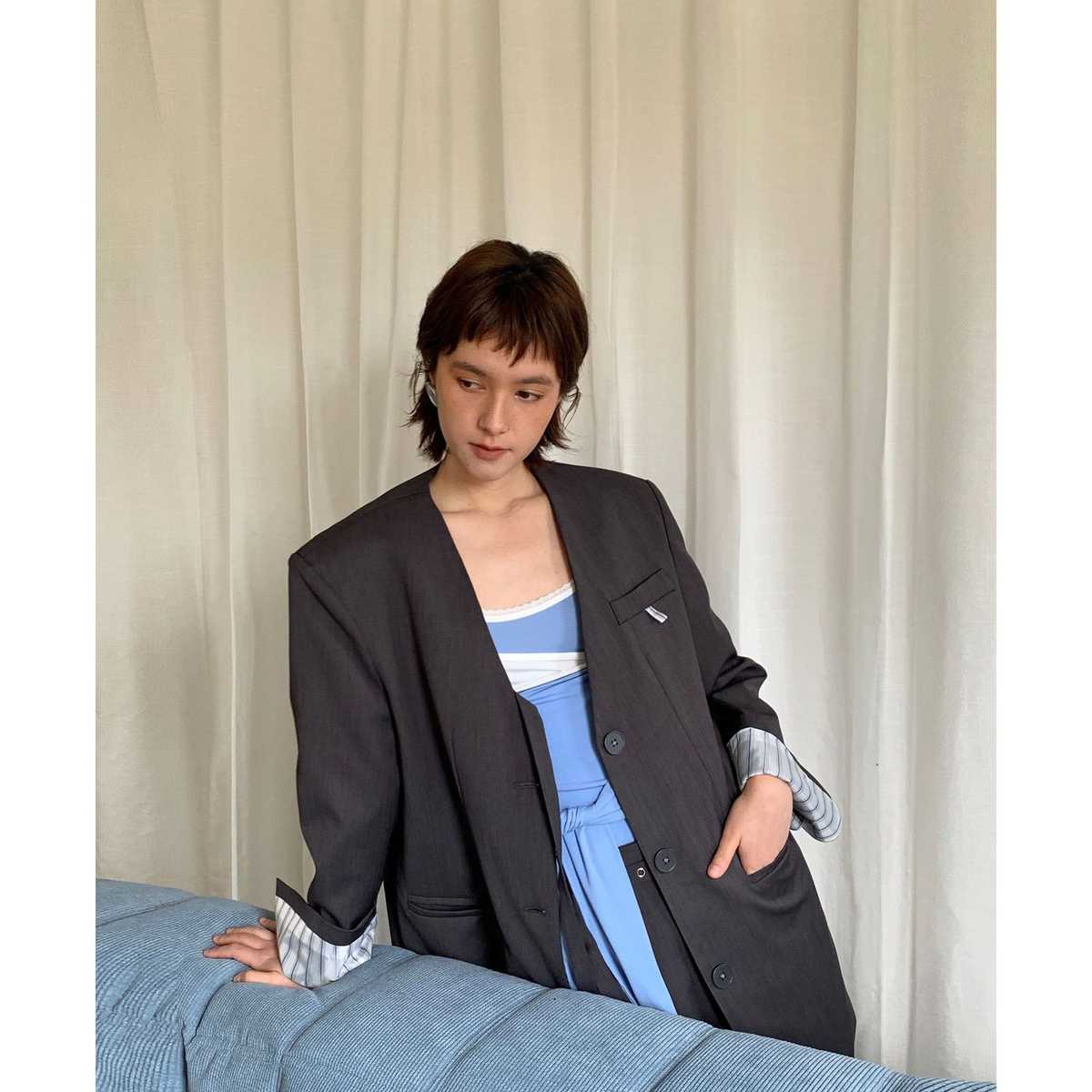 モダンノーカラージャケット