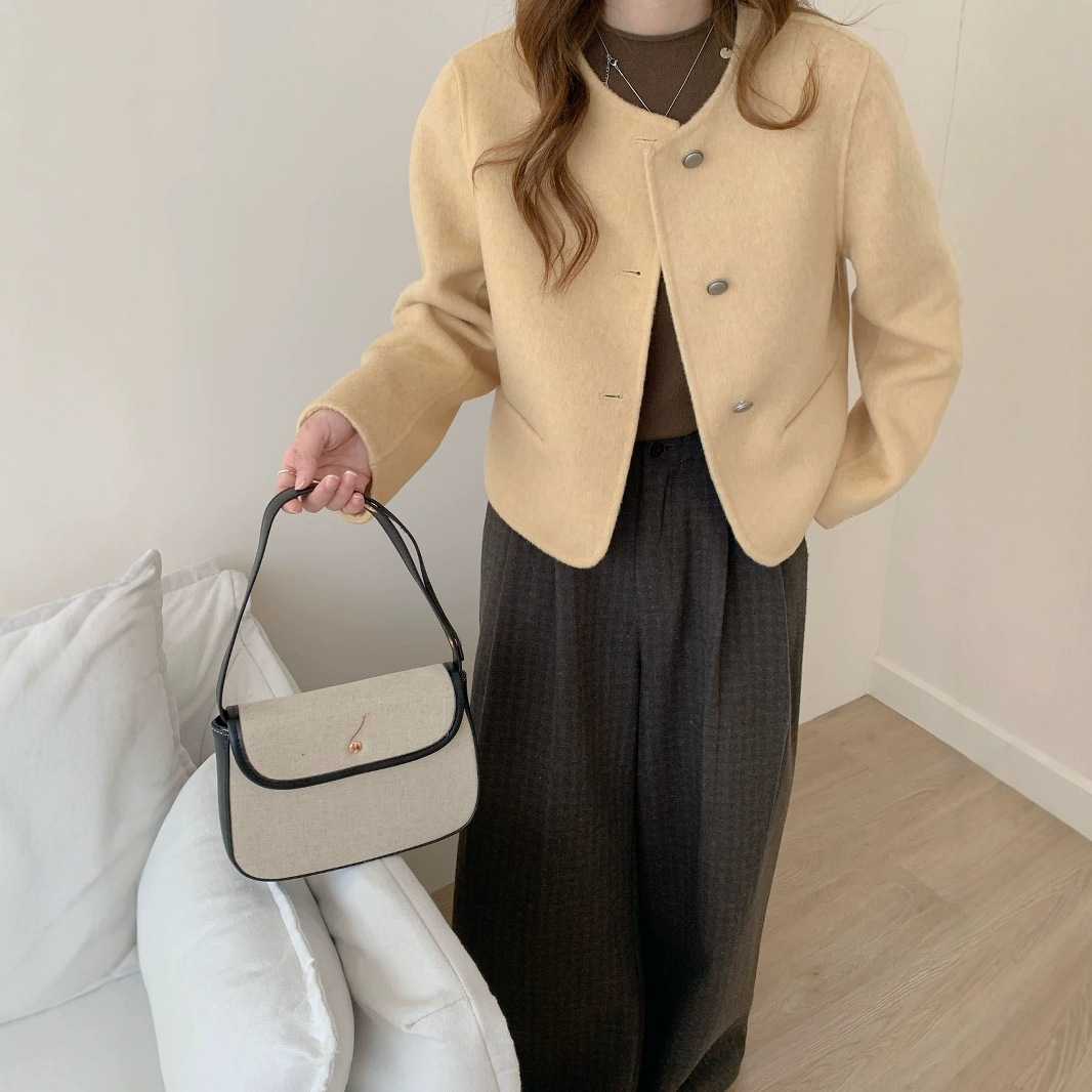 ノーカラージャケット シンプル上品ノーカラーショートジャケット