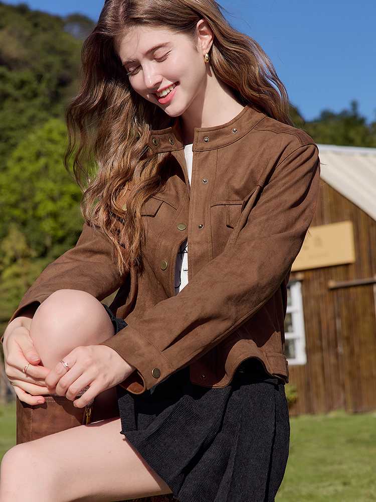 ノーカラージャケット スエード素材のスタンドカラージャケット