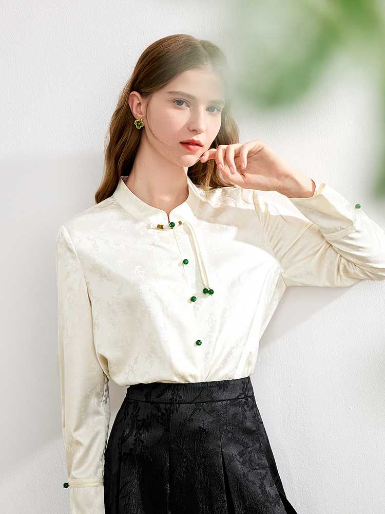 https://fulmo-img-server.com/collarless/1756451418869_emi5s1x9_ty4v5hb3.jpeg