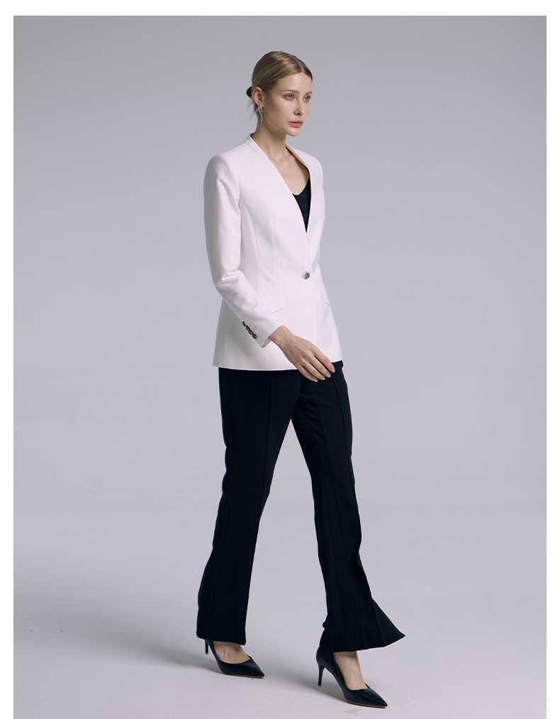 ノーカラージャケット 凛とした佇まい リネンノーカラージャケット