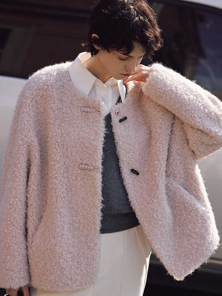 ノーカラージャケット もこもこボアのノーカラージャケット