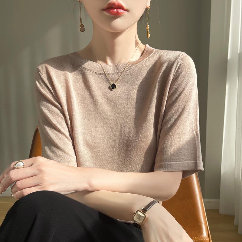 https://fulmo-img-server.com/collarless/23d40233-0e15-495f-8ab9-e5e48f216bff.jpg