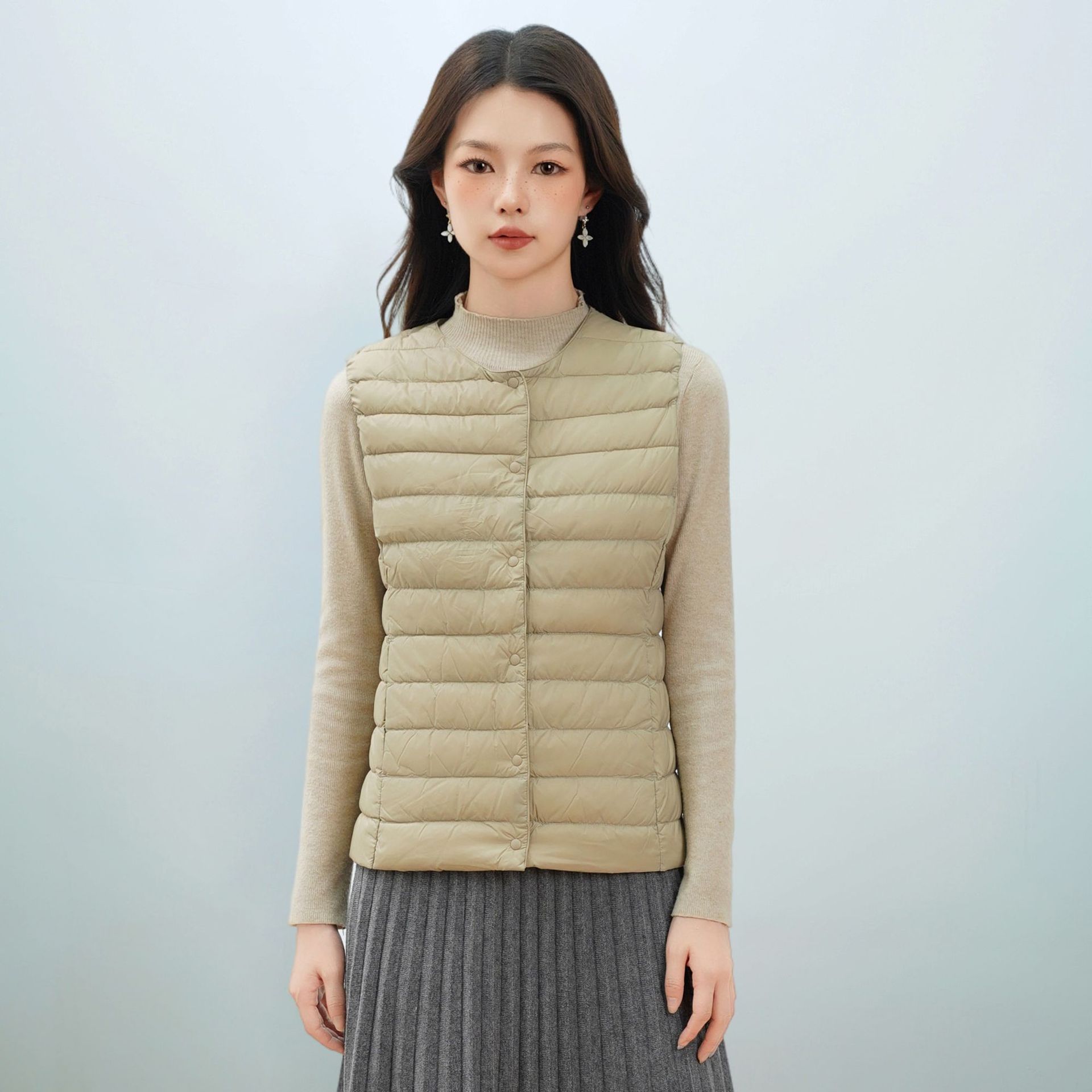 https://fulmo-img-server.com/collarless/270d1325-5638-4778-aac2-a06ff149bf72.jpg