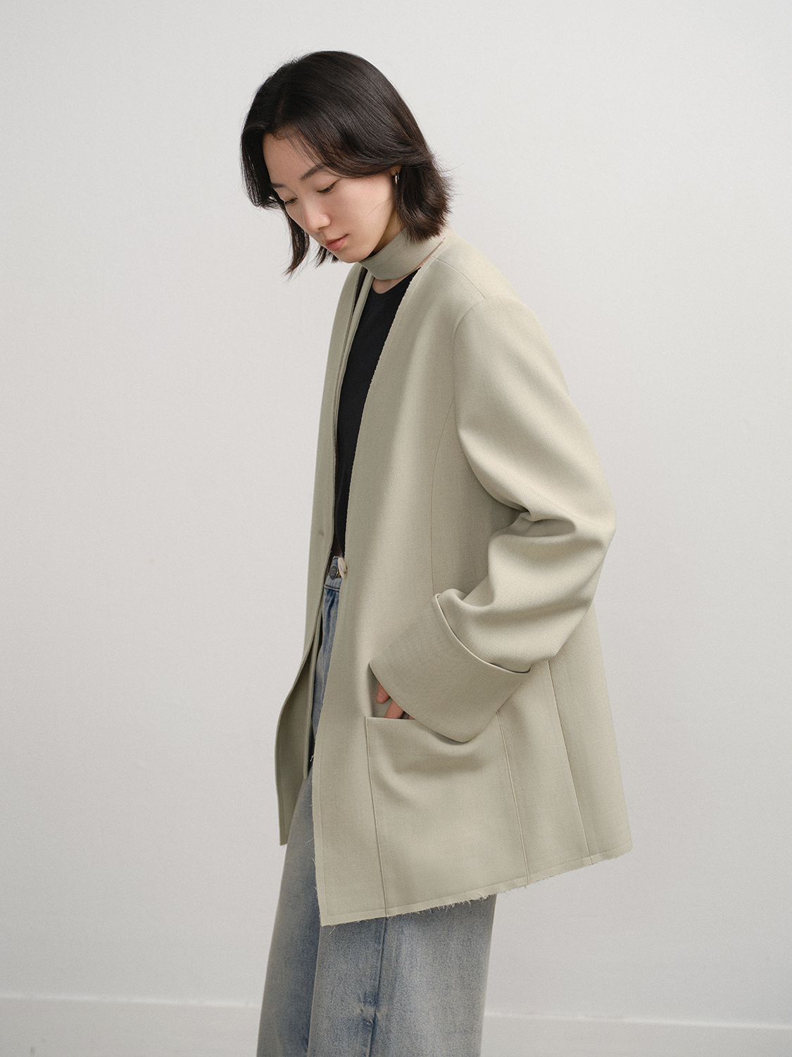 洗練シルエット ノーカラージャケット