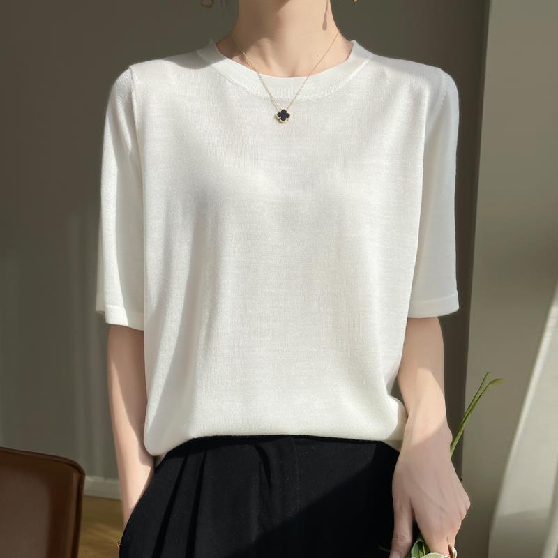 https://fulmo-img-server.com/collarless/6bfba933-0519-42f6-829b-646c7fcb57be.jpg