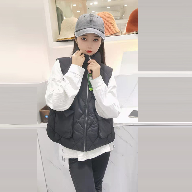 https://fulmo-img-server.com/collarless/98a7e82a-ad74-49e5-bbcb-6d8eac9aaef3.jpg