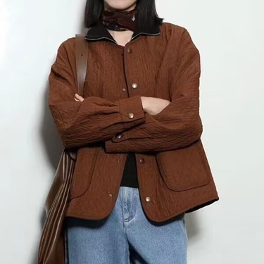 https://fulmo-img-server.com/collarless/b265fdce-035b-49d3-87a2-6695cecdd4fc.jpg