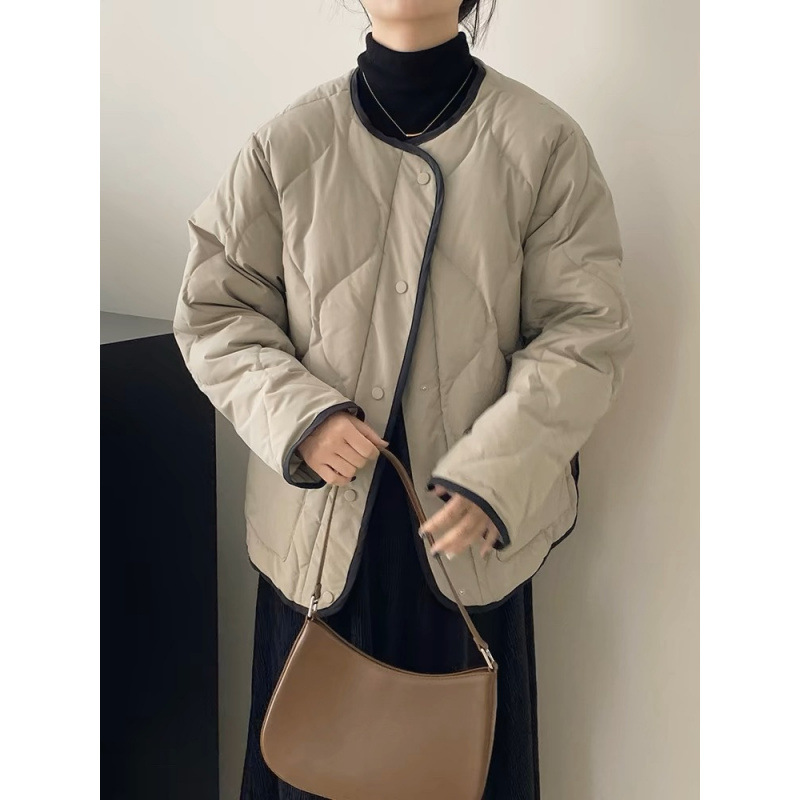 https://fulmo-img-server.com/collarless/d5f4e0b5-b203-40e5-adaf-c8dc4f55c22e.jpg