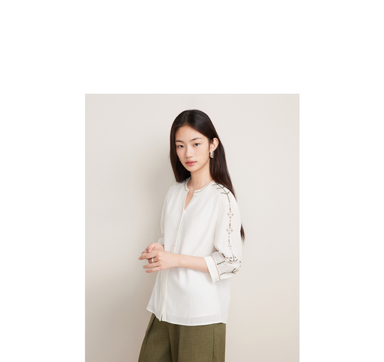 https://fulmo-img-server.com/collarless/dbabae38-6fc5-47d2-a1b1-3fd2dad813e2.jpg