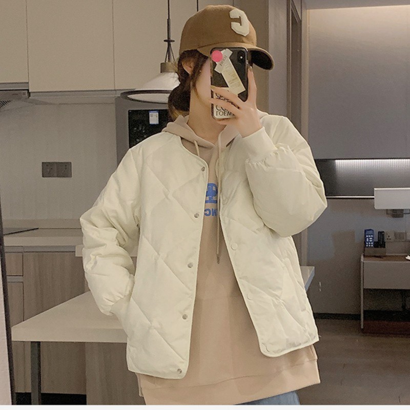 https://fulmo-img-server.com/collarless/efb389ce-dd54-48fa-ab8e-435b7e20b50f.jpg