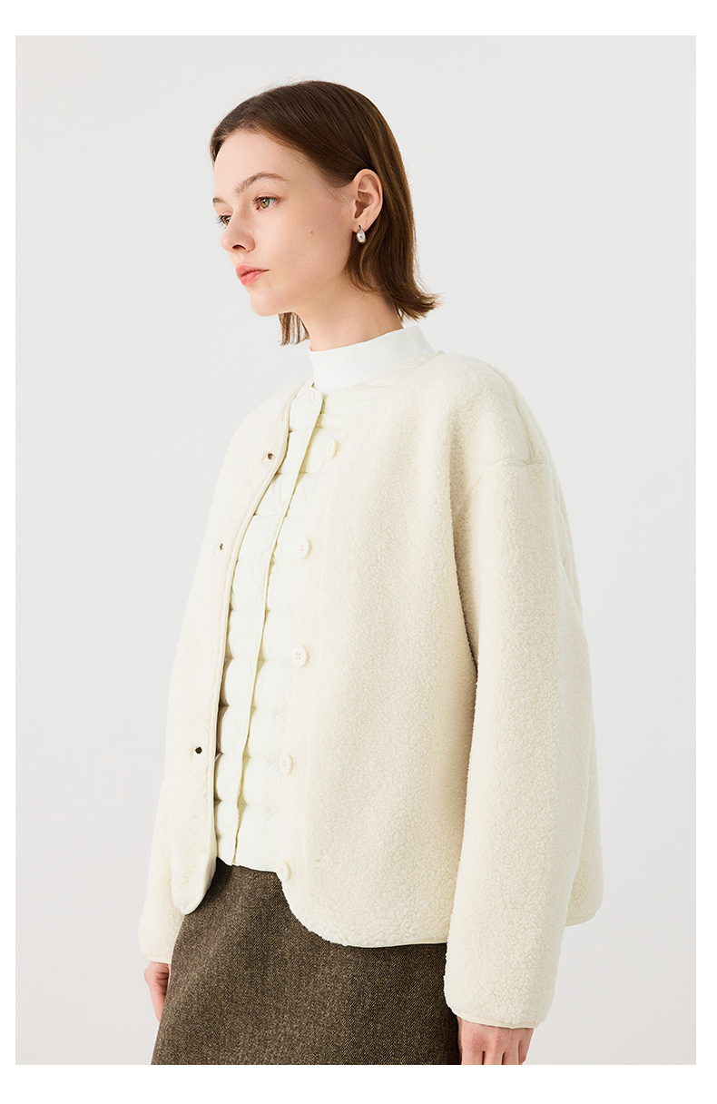https://fulmo-img-server.com/collarless/fdf9eb83-5f5a-4ee4-822b-d7add6219118.jpg