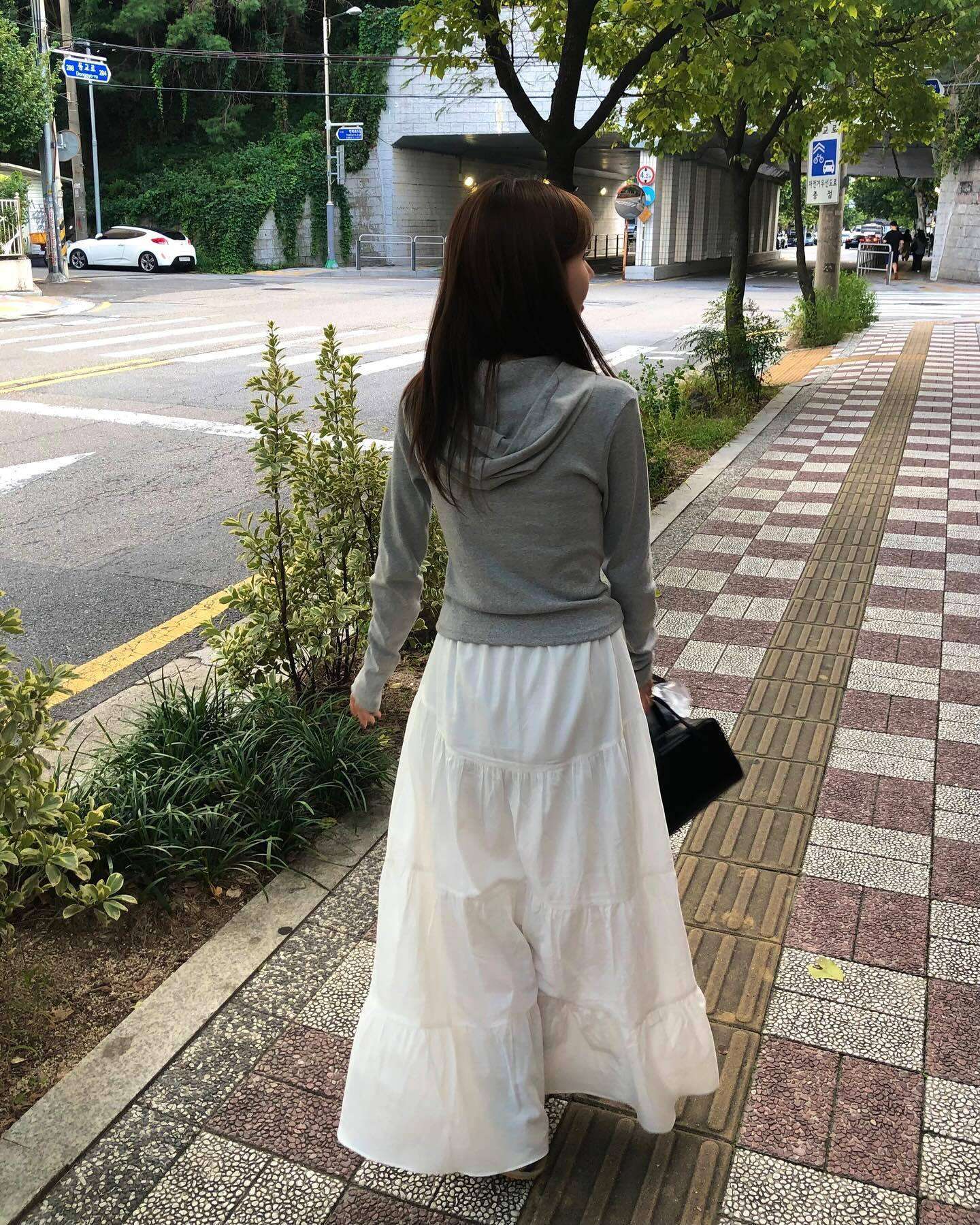 レディースパーカー シンプルベーシックショート丈パーカー
