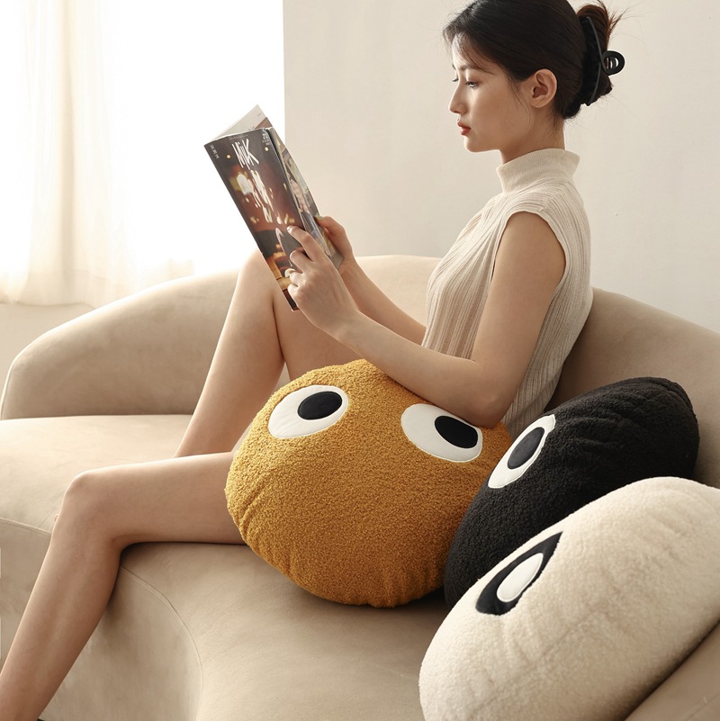ソファクッション まんまるおめめのおともだちクッション