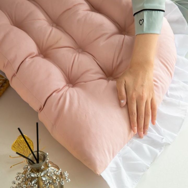 ソファクッション 立体キルティングフリル付き背もたれソファクッション