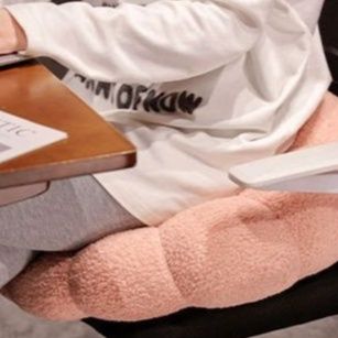 ソファクッション 花びら型動物顔刺繍入りふわもこソファクッション