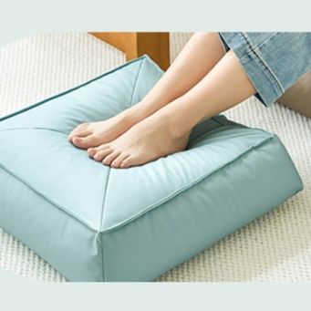 ソファクッション 高級感漂う立体縫製レザーソファクッション