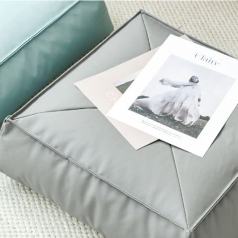 ソファクッション 高級感漂う立体縫製レザーソファクッション