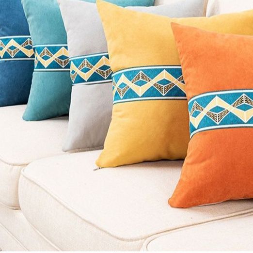 ソファクッション 幾何学模様刺繍入り荷蘭絨正方形ソファクッション