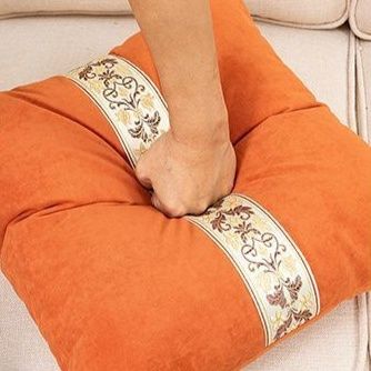 ソファクッション 幾何学模様刺繍入り荷蘭絨正方形ソファクッション