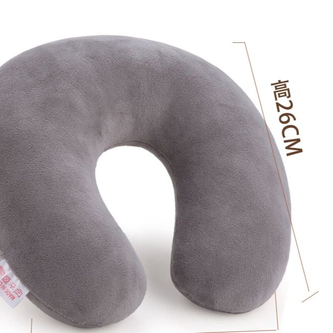 ソファクッション ゆったり首を支える三次元雲朵型首クッション