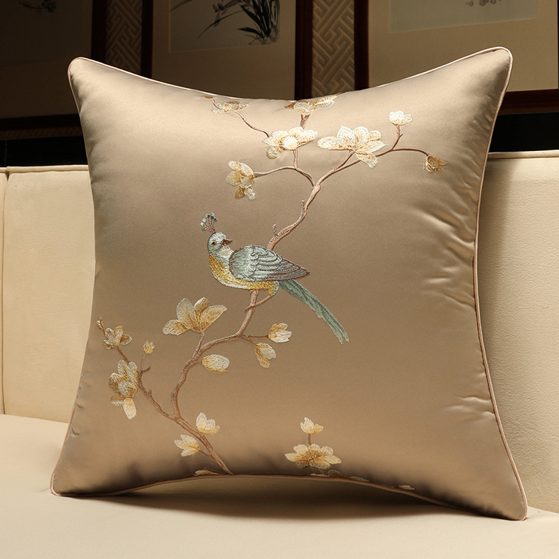 ソファクッション 伝統花鳥刺繍クッション