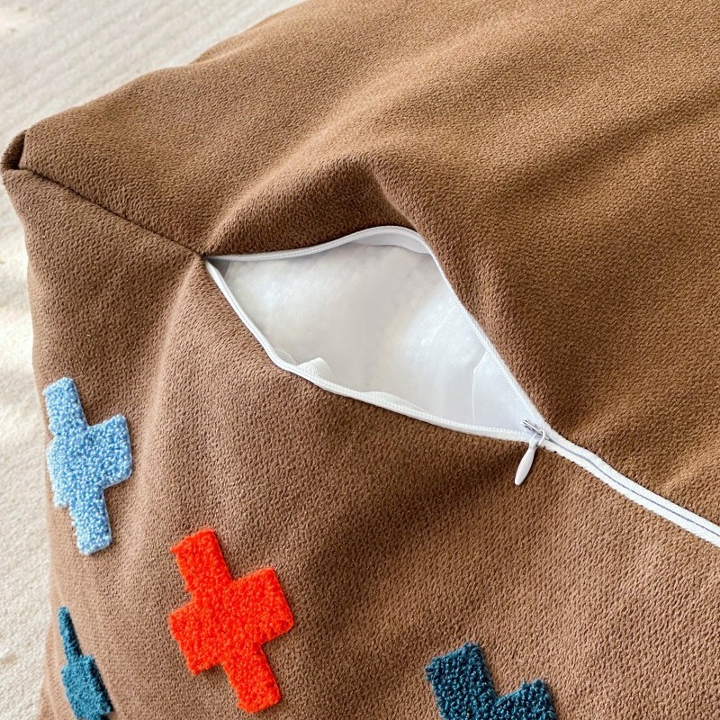 ソファクッション クロス柄刺繍のフロアクッション