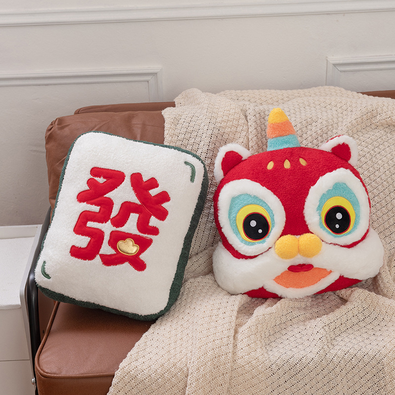 縁起物プラッシュソファクッション