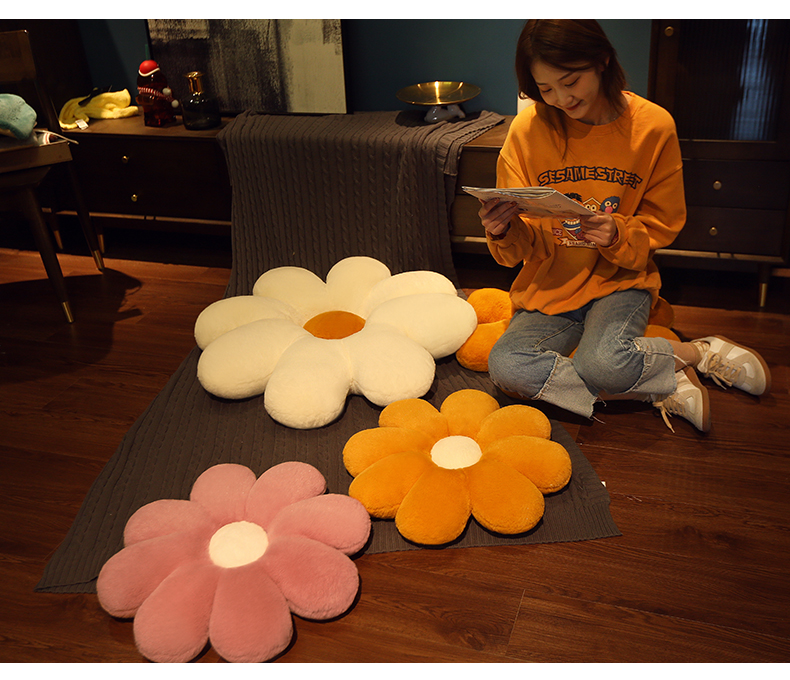 ソファクッション 花びら形のふわもこクッション