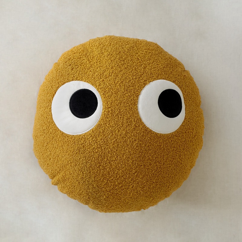 ソファクッション まんまるおめめのおともだちクッション
