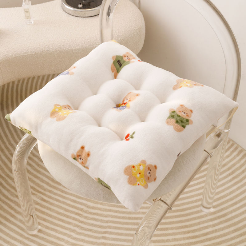 ソファクッション くまさんと暮らすキルティングクッション