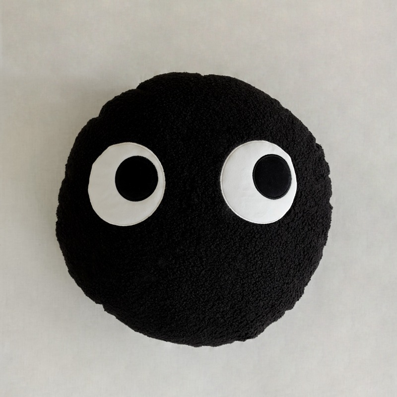 ソファクッション まんまるおめめのおともだちクッション
