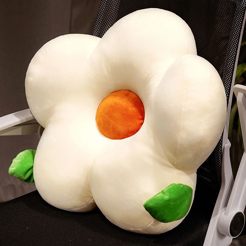 お花モチーフのソファクッション