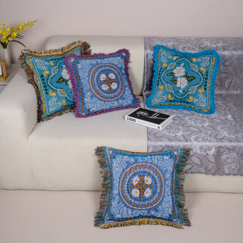 ソファクッション 贅沢な刺繍フリンジクッション