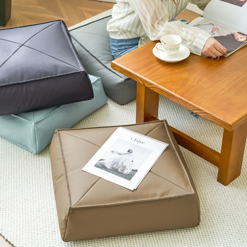 ソファクッション 高級感漂う立体縫製レザーソファクッション