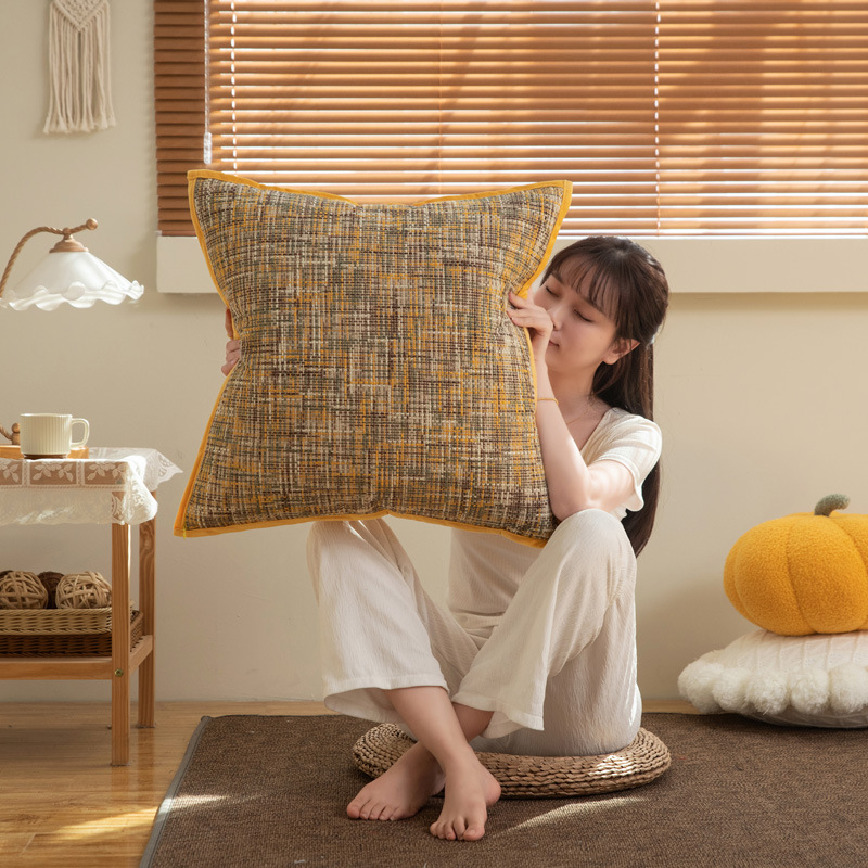 ソファクッション やわらかな時を彩る北欧風デザインクッション