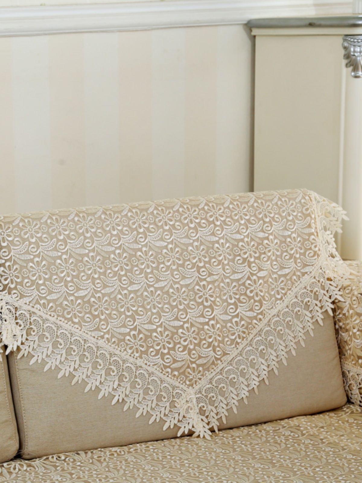 ソファクッション 花刺繍レースのソファカバー