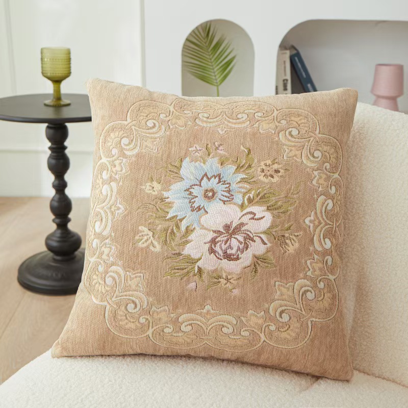 ソファクッション 優美な花刺繍アンティークデザインクッション