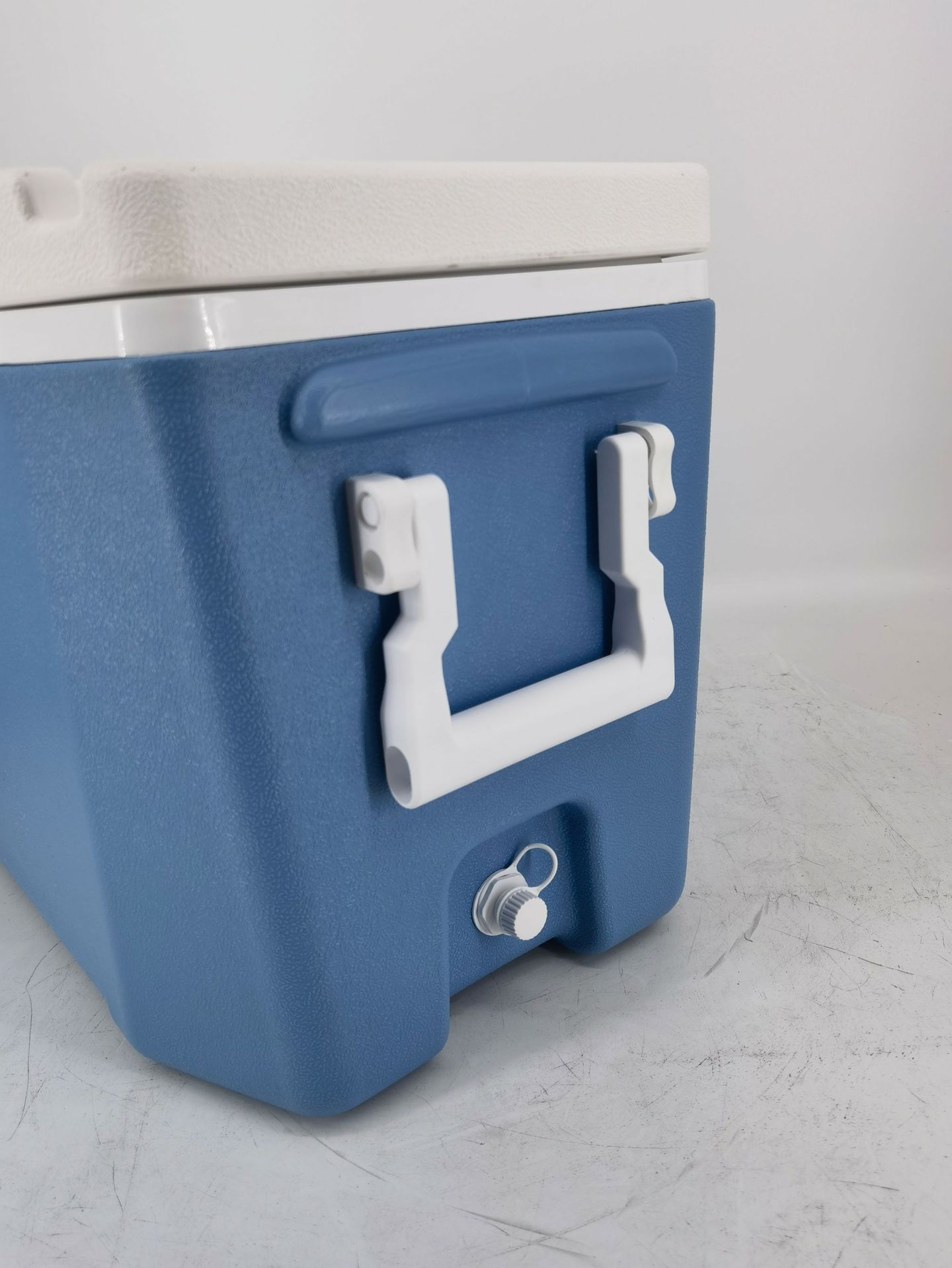 クーラーボックス 大容量保冷力抜群ハード仕様冷却保存容器