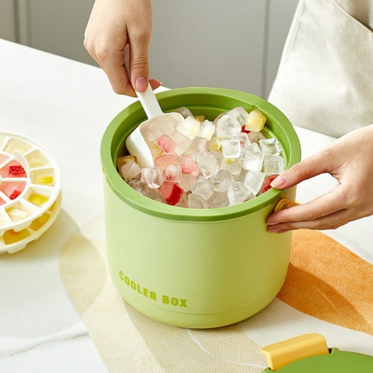 クーラーボックス 携帯型保冷ミニバケツ 製氷皿付き