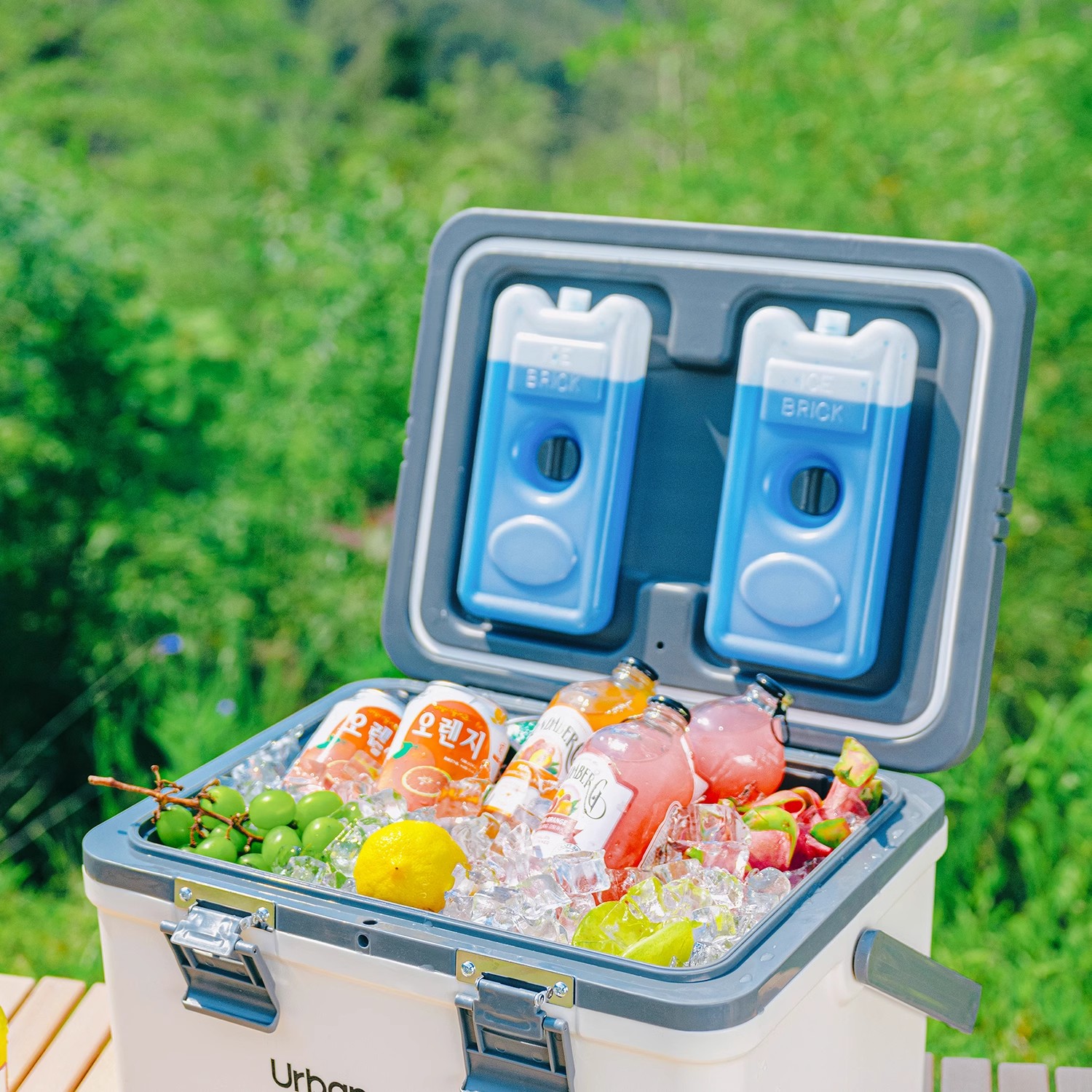クーラーボックス 多層構造 高機能保冷箱