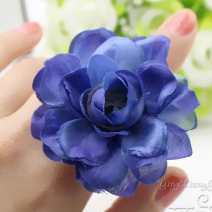 コサージュ 華やか花咲くローズコサージュ