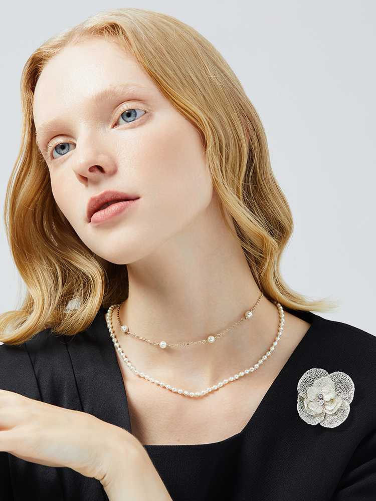 コサージュ 入学式 透かし花コサージュ 上品輝き