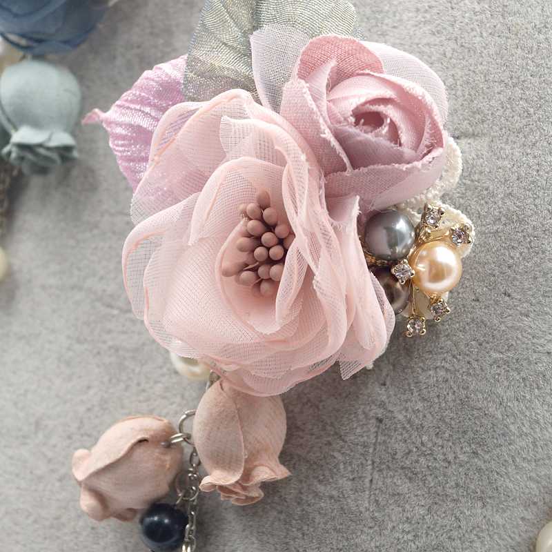 コサージュ 入園式 優美な花びらのきらめき入園式コサージュ