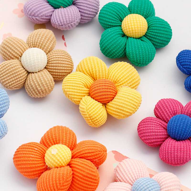 コサージュ 花笑む春の小さな宝物